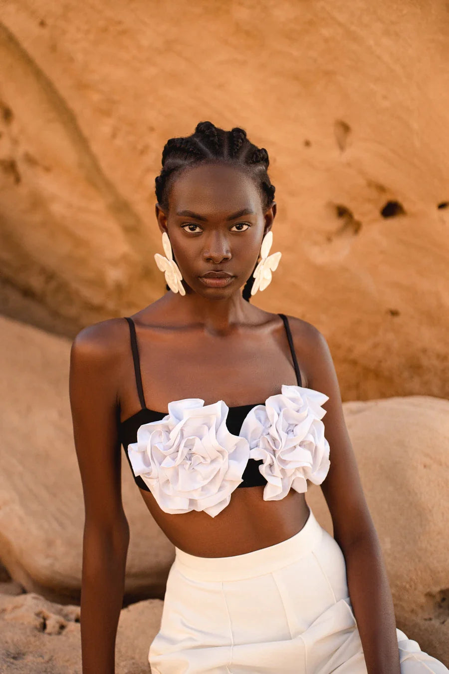 TANAMI - Flower crop top