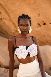 TANAMI - Flower crop top